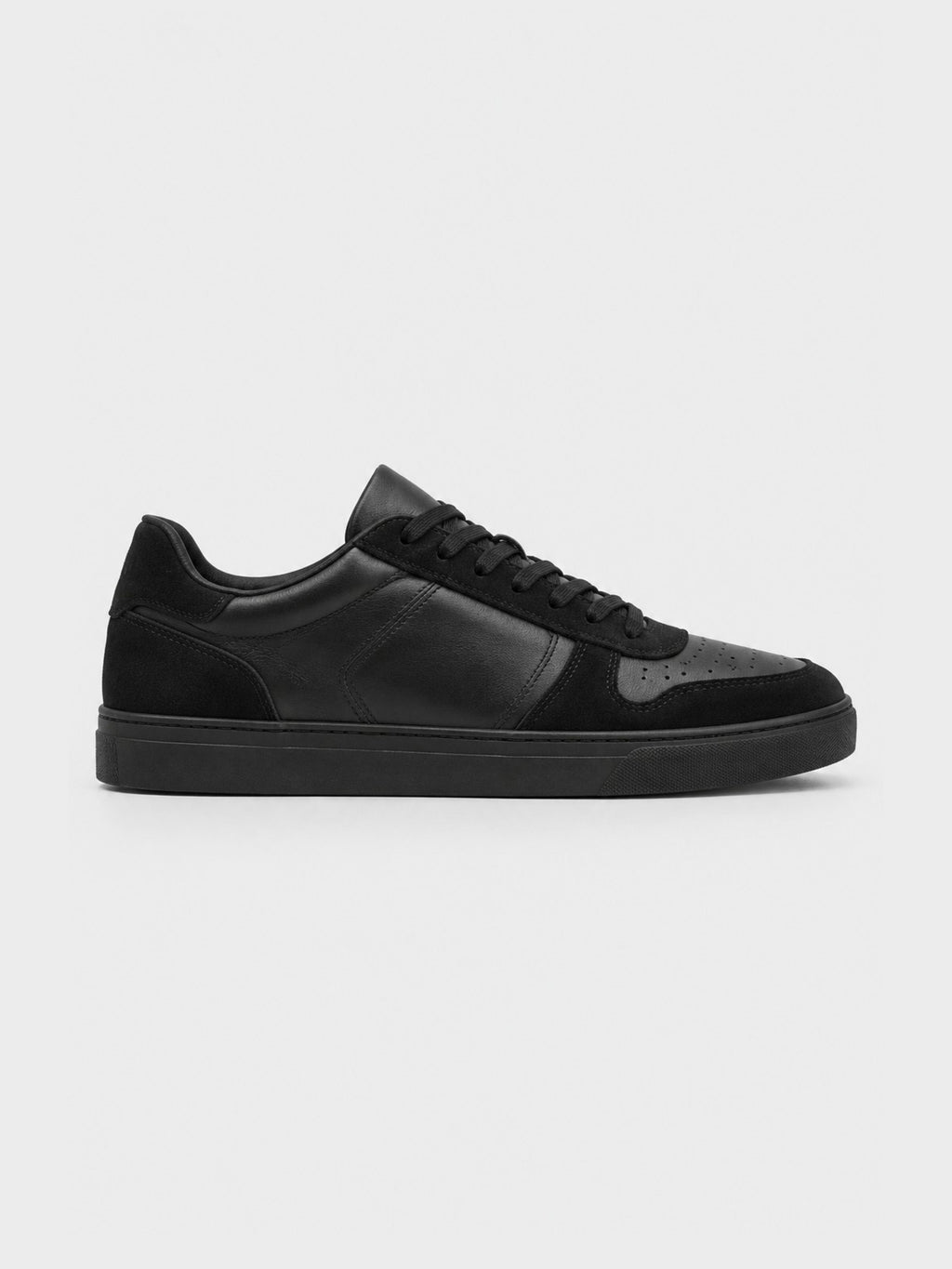 The Court Sneaker - Black